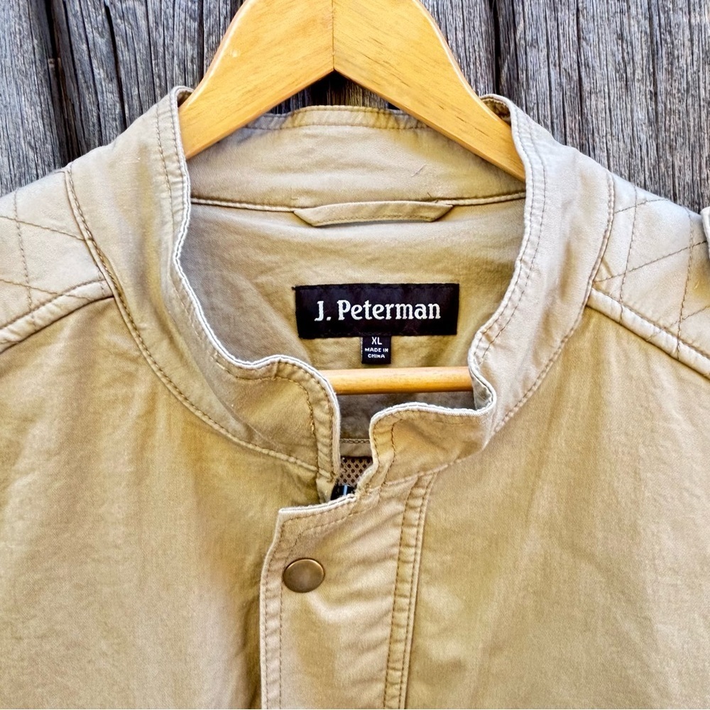 J. Peterman English Barn Coat Light Beige w/multiple pockets zip & button front - Picture 3 of 14